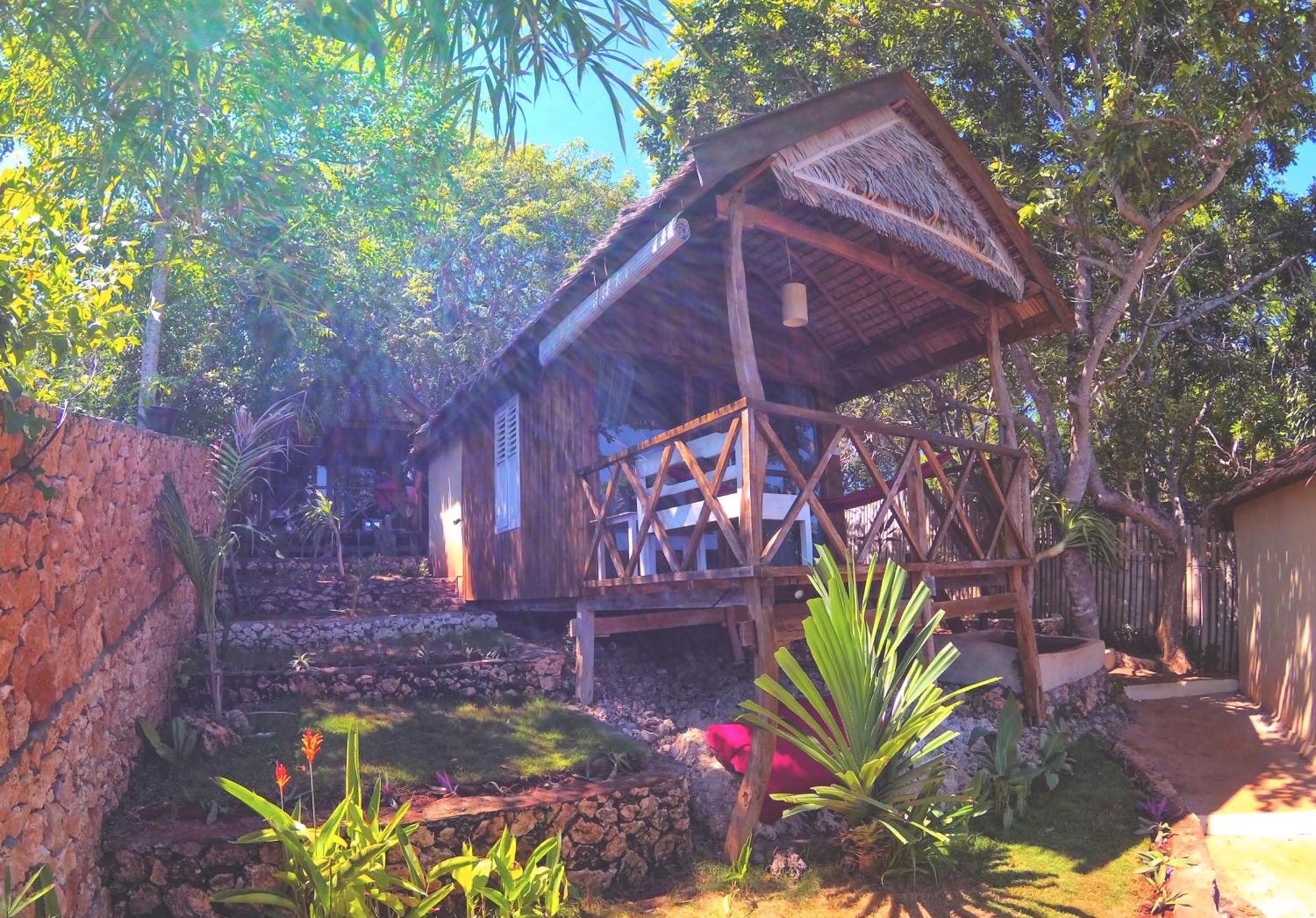 Cosmos Bungalows บิรา ภายนอก รูปภาพ