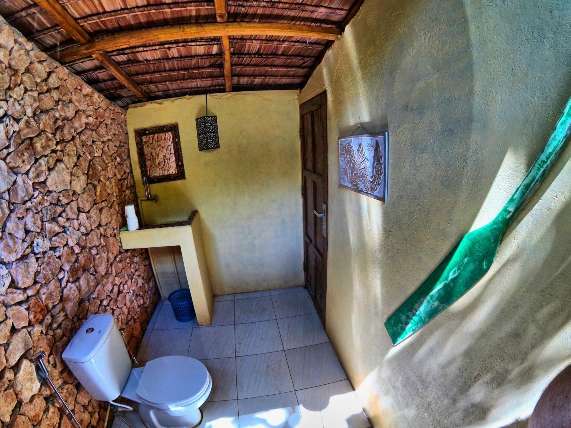 Cosmos Bungalows บิรา ภายนอก รูปภาพ